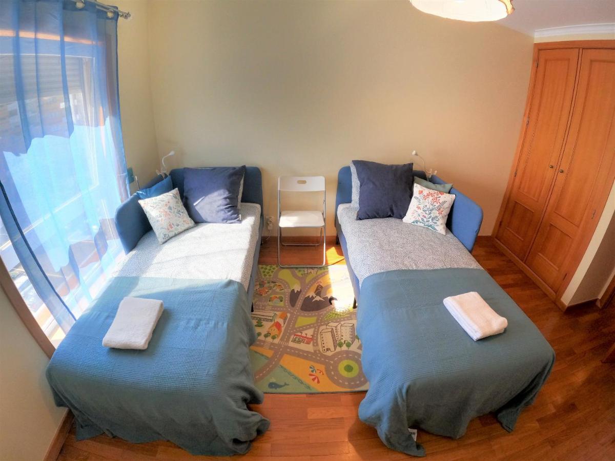 Lisbon 2 Bedroom Apartment With Balcony In อัลเจส ภายนอก รูปภาพ