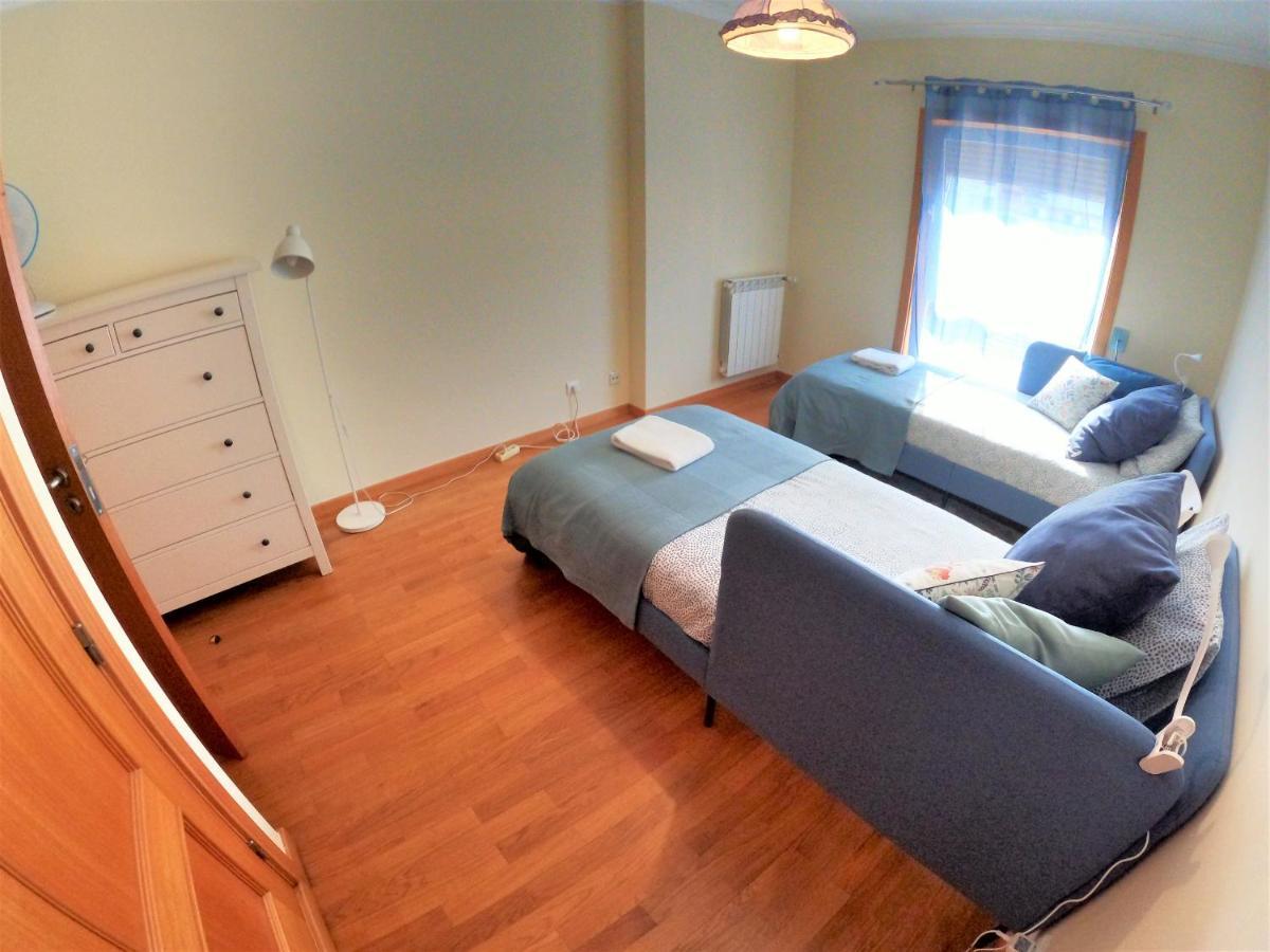 Lisbon 2 Bedroom Apartment With Balcony In อัลเจส ภายนอก รูปภาพ