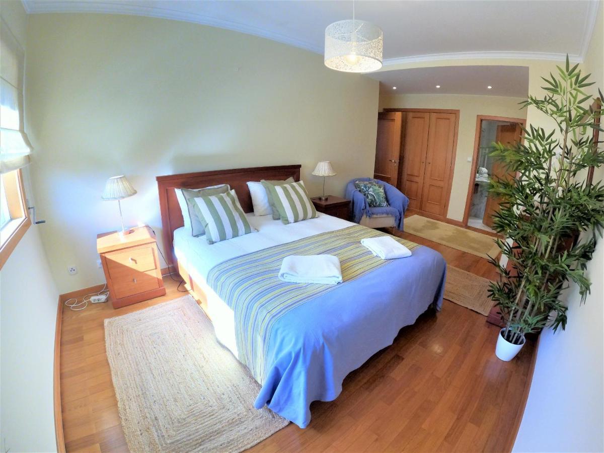 Lisbon 2 Bedroom Apartment With Balcony In อัลเจส ภายนอก รูปภาพ